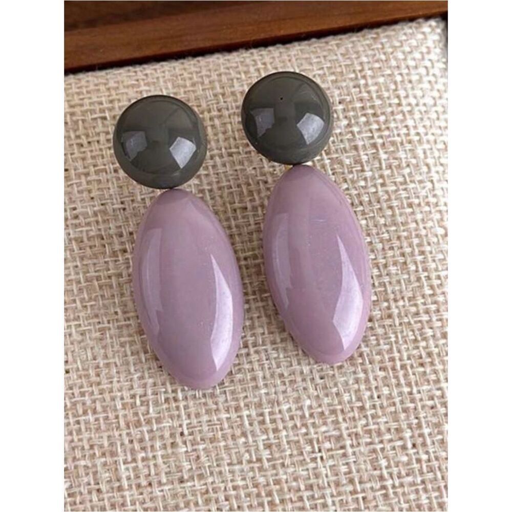 Elegant Lavender Drop Earrings  A1966